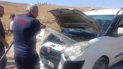 Kurtalan'da ara&ccedil; ve anız yangını s&ouml;nd&uuml;r&uuml;ld&uuml;