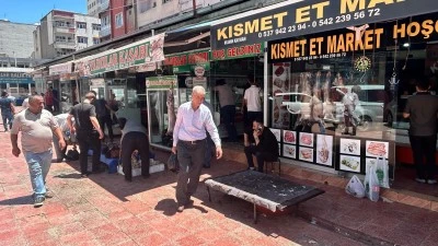 Kurtalan’da Arefe Günü Kasaplarda Yoğunluk Yaşandı