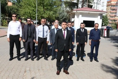 Kurtalan&rsquo;da &ccedil;elenk sunma t&ouml;reni d&uuml;zenlendi