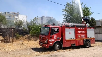 Kurtalan'da &Ccedil;ıkan Yangında Meyve Ağa&ccedil;ları Zarar G&ouml;rd&uuml;