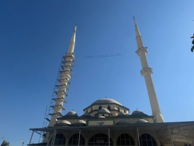 Kurtalan’da Depremde Hasar Gören Cami Minaresi Yıllar Sonra Onarılıyor
