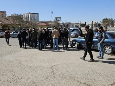 Kurtalan&rsquo;da Otomobil ile Motosiklet &Ccedil;arpıştı: 1 Yaralı