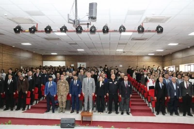 Kurtalan&rsquo;da İstiklal Marşı&rsquo;nın Kabul&uuml;n&uuml;n 105. Yılı Programla Anıldı