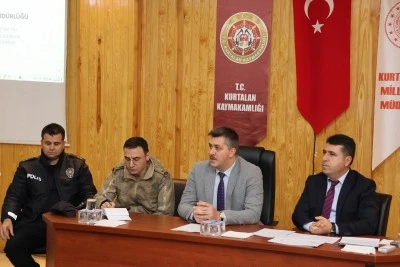 Kurtalan&rsquo;da Kaymakam Okul M&uuml;d&uuml;rler ile Toplantı Yaptı