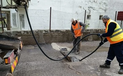 Kurtalan&rsquo;da R&ouml;gar ve Yağmur Suyu Hatlarında Temizlik &Ccedil;alışması