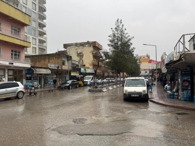 Kurtalan&rsquo;da sağanak etkili oldu