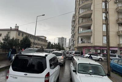 Kurtalan’da sağanak yaşamı olumsuz etkiledi