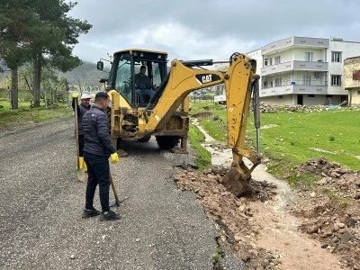 Kurtalan&rsquo;da sel sonrası temizlik ve &ouml;nlem &ccedil;alışmaları s&uuml;r&uuml;yor