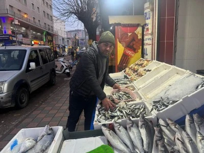 Kurtalan&rsquo;da Soğuk Havada Zorlu Mesai