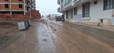 Kurtalan’da Yağış Hayatı Olumsuz Etkiledi! Yollar Çamurla Kaplandı
