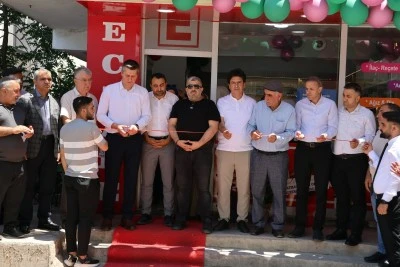 Kurtalan’da Yeni Bir Eczane Hizmete Açıldı