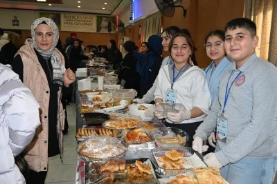 Kurtalan&rsquo;da Yetim &Ccedil;ocuklar Yararına Kermes D&uuml;zenlendi