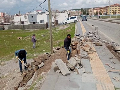 Kurtalan'da yol onarım &ccedil;alışmaları s&uuml;r&uuml;yor