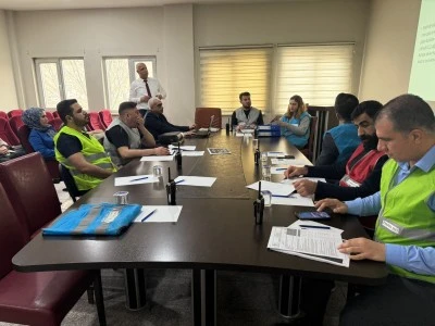 Kurtalan Devlet Hastanesi&rsquo;nde tren kazası senaryolu masa başı tatbikatı yapıldı