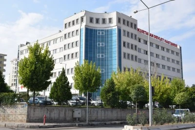 Kurtalan Devlet Hastanesine Atanan 2 Uzman Doktor Göreve Başladı