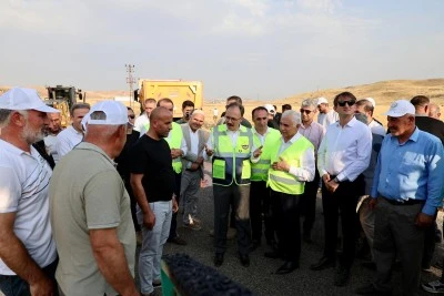 Kurtalan - Kayabağlar Arası Yol Sıcak Asfaltla Buluşuyor!