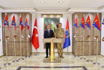 Kurtalan Kaymakamı Başara&rsquo;dan Tuğgeneral Yaman&rsquo;a hayırlı olsun ziyareti