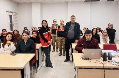 Kurtalan Kız Yurdunda Kadına Yönelik Şiddet Semineri