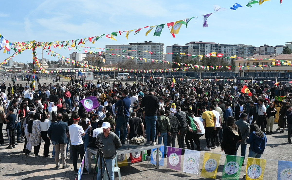 Kurtalan’da 11 yıl aradan sonra nevruz kutlandı