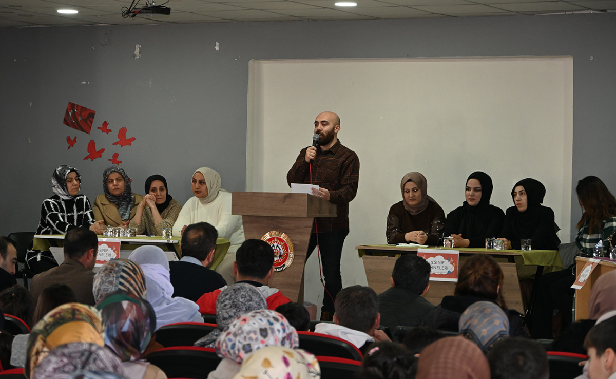 Kurtalan’da anneler bilgi yarışmasında yarıştı