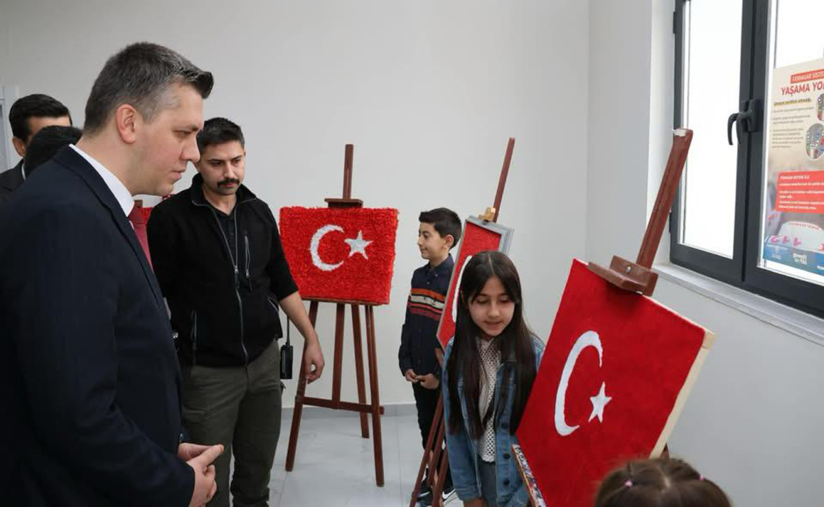 Kurtalan’da Bayrak Tasarım Yarışmasında Kazananlar Belli Oldu, Ödüller Sahiplerini Buldu