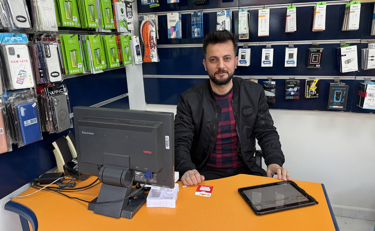 Kurtalan’da esnaftan ücretsiz telefon hattı