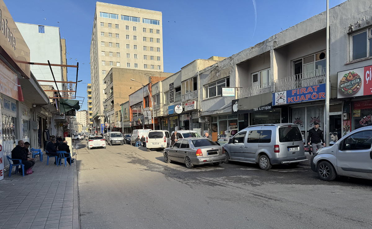 Kurtalan’da her geçen gün artan sorun sürücüleri zor durumda bırakıyor