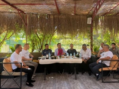 Kurtalanlı esnaflar Marmaris'te protokolle aynı masada buluştu