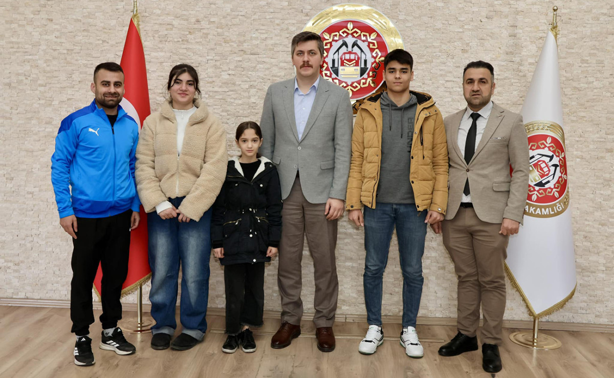 Kurtalanlı judocular Kaymakam Serin’i ziyaret etti