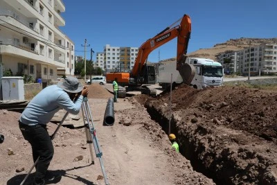Mardin'in o ilçesinde altyapı çalışmaları sürüyor