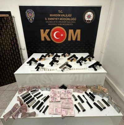 Mardin'de 12 ruhsatsız tabanca ele geçirildi