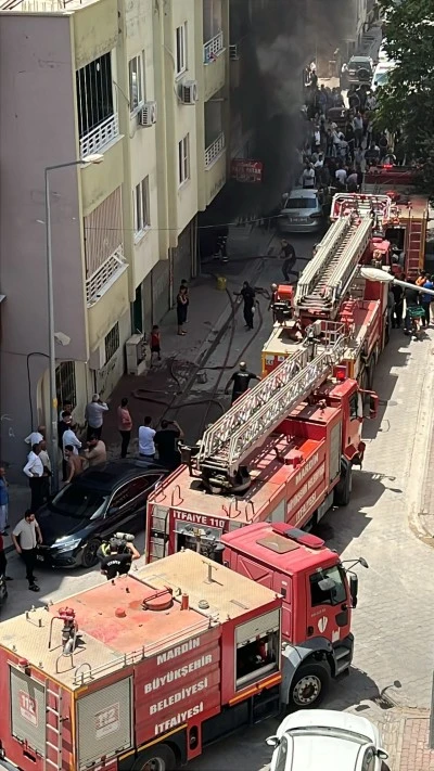 Mardin'de depoda çıkan yangın söndürüldü