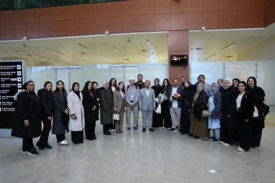 Mardin'de evliliklerinde 25 yılı geride bırakan 47 &ccedil;ift umreden d&ouml;nd&uuml;
