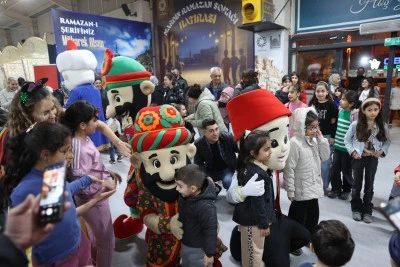 Mardin'de "Ramazan Sokağı" vatandaşları ağırlamaya başladı