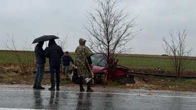 Mardin'de tır ile otomobilin &ccedil;arpıştığı kazada &ouml;len 2 kadının cenazesi İstanbul'a g&ouml;t&uuml;r&uuml;ld&uuml;