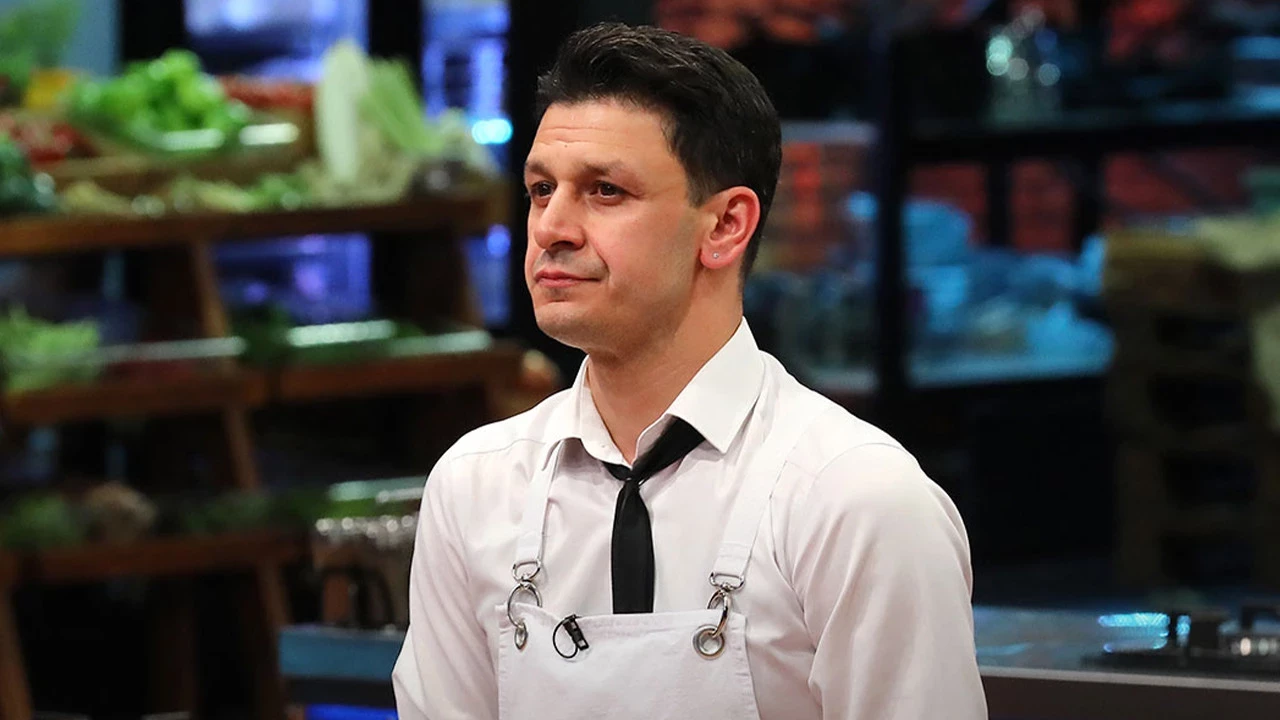 MasterChef Çağlar Kimdir, Nereli ve Kaç Yaşında? MasterChef Türkiye 2025 Yarışmacısı Çağlar Öz Yarışmaya Veda Etti