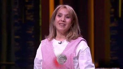 MasterChef G&uuml;lay Varol Kimdir? Ka&ccedil; Yaşında Nereli? Ne iş Yapıyor?