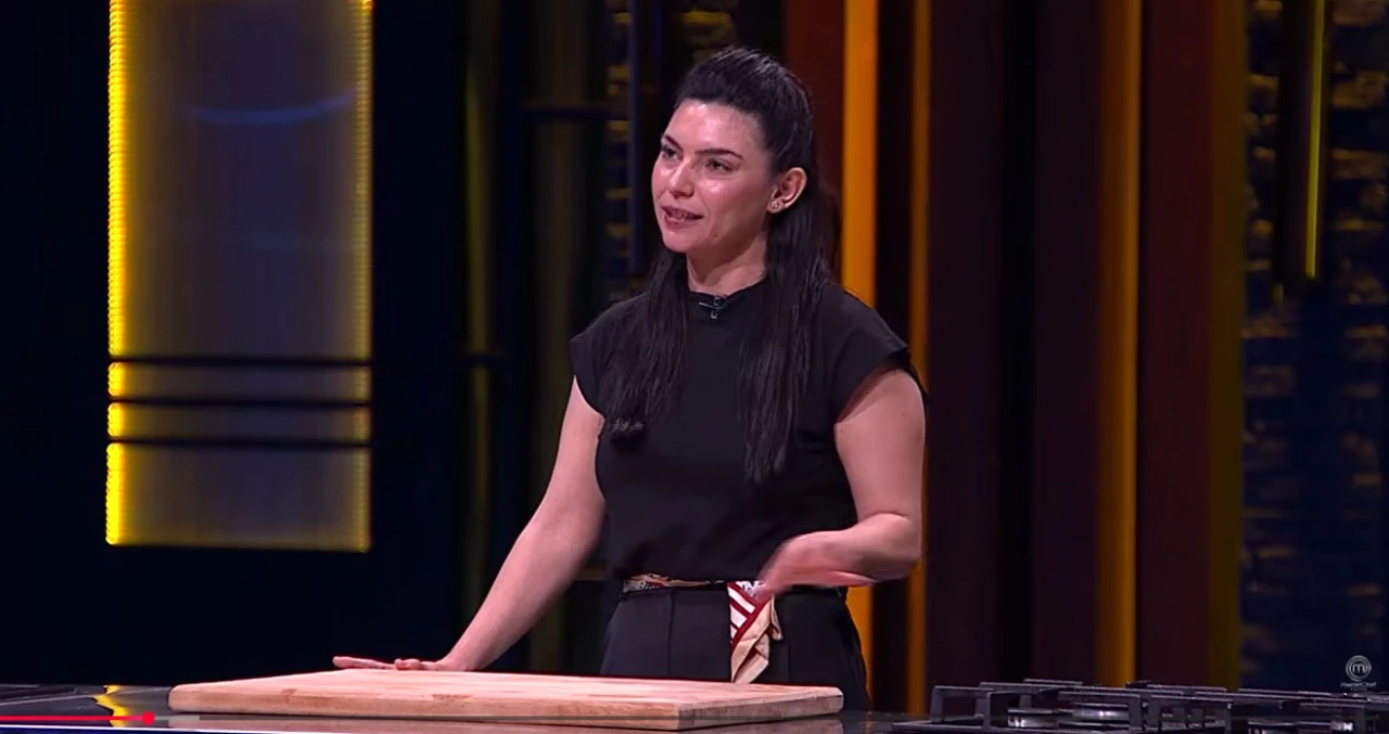 MasterChef K&uuml;bra Satılmış kimdir, ka&ccedil; yaşında, nereli? K&uuml;bra ana kadroya giren 14. yarışmacı oldu