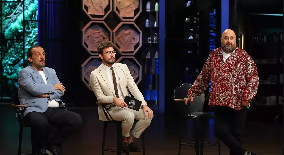 MasterChef’te Muratcan ile Gizem Arasında Gerginlik!