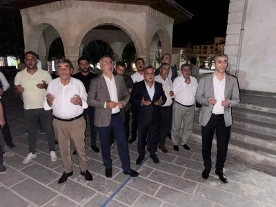 MHP heyeti Veysel Karani Türbesi’ni ziyaret etti