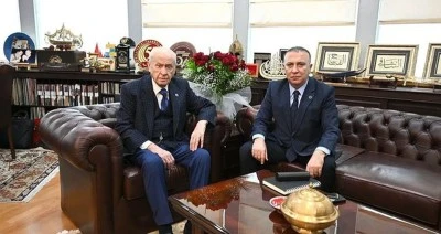 MHP'li İzzet Ulvi Y&ouml;nter Kimdir? Neden İstifa Etti?