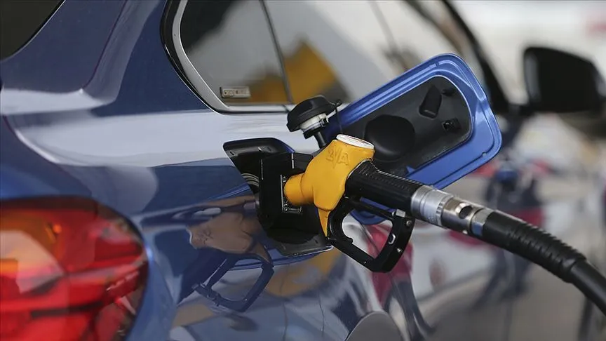 Motorin Fiyatı D&uuml;ş&uuml;yor! Siirt'te Akaryakıt Fiyatları Ne Kadar Olacak?