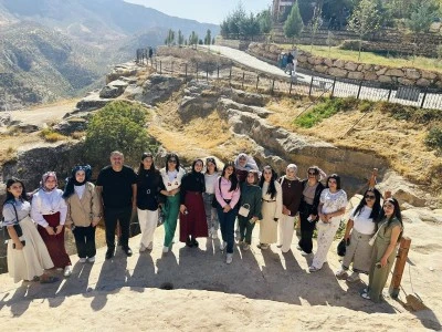 Öğrenciler Siirt’in Tarihi ve Doğal Güzelliklerini Keşfetti