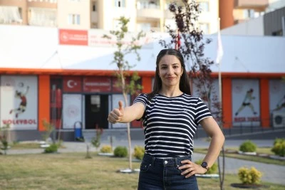 Ön yargıları kırarak güreşte tarih yazan Siirtli Evin, olimpiyat madalyasıyla mindere veda etmek istiyor