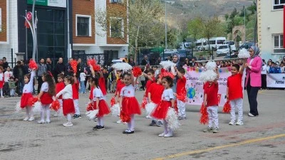 Pervari’de 23 Nisan kutlandı