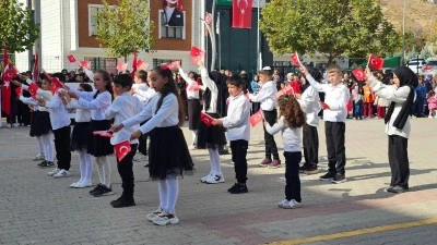 Pervari’de Cumhuriyet Bayramı Coşkusu