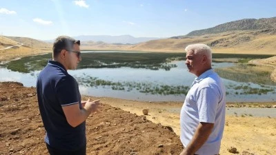 Pervari&rsquo;de k&ouml;y altyapısı i&ccedil;in &ccedil;alışmalar s&uuml;r&uuml;yor