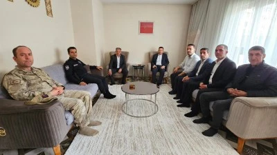Pervari&rsquo;de Şehit Ailelerine Anlamlı Ziyaret