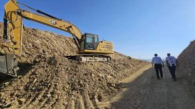 Pervari’de yol çalışmaları hızlandı!