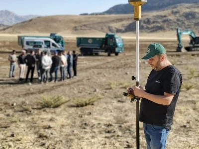 Pervari’deki Gölde Taşkın Riskine Karşı Çalışma